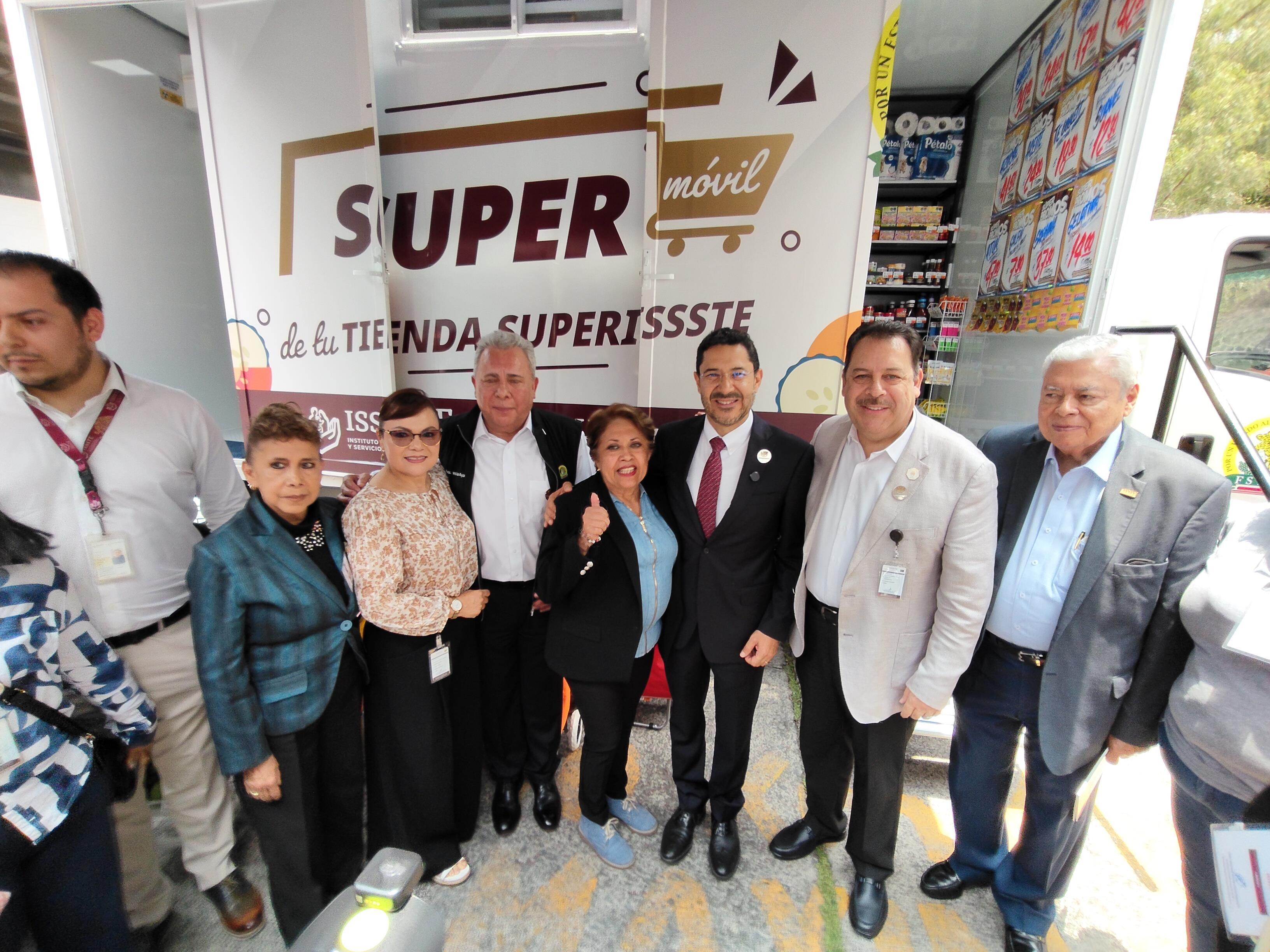 Inauguración de la Nueva Unidad de superISSSTE, en los almacenes, San Fernando No. 547
